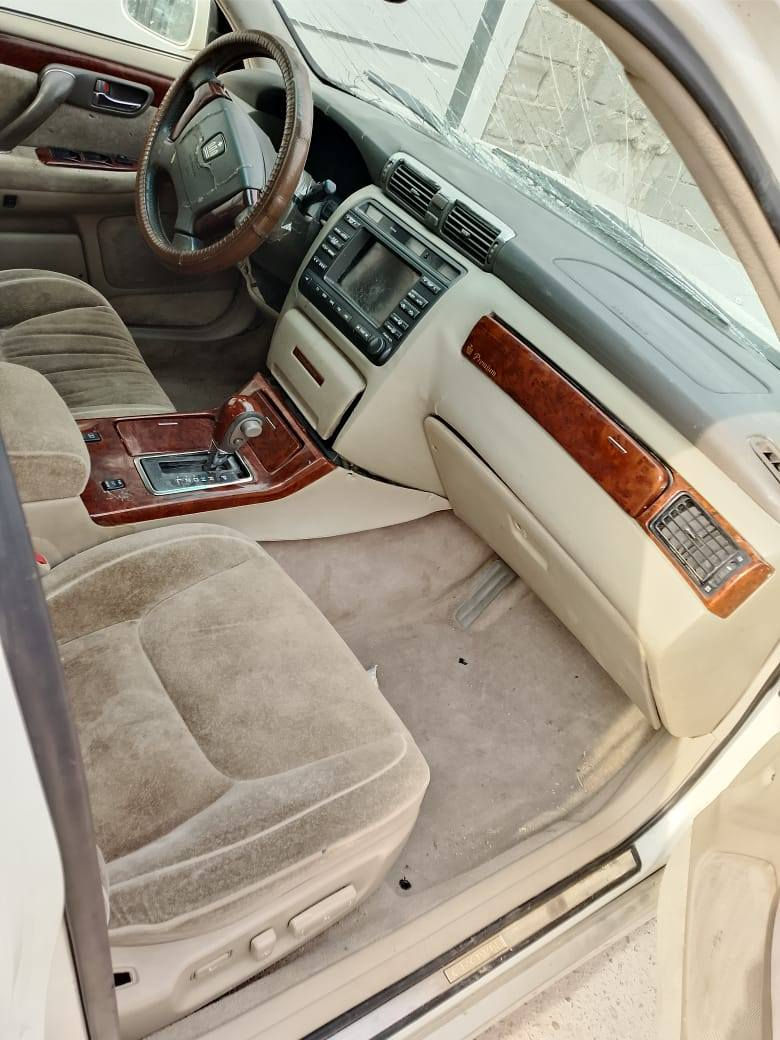 سلام عليكم للبيع فقط  سياره ملكه موديل2001مكينه دي فور سياره ادوات سياره كلش حلوه ونظيفه مكانه الرمادي للاستفسار الاتصال على الرقم *********** او ادخل خاص السعر 40 وبيه مجال شي قليل
