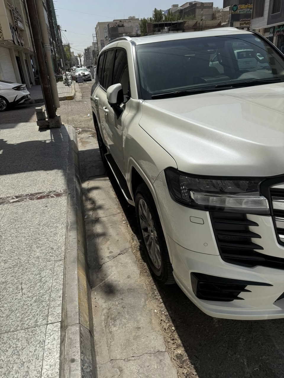 لاندكروزر ديزل 2022 اربيل 
سنويه مجدده للـ2031
السياره مغلفه نانو 
كفاله ما عدا طخه قليله 
ماشيه 112000 قابل للزياده
سعر 62500
***********
