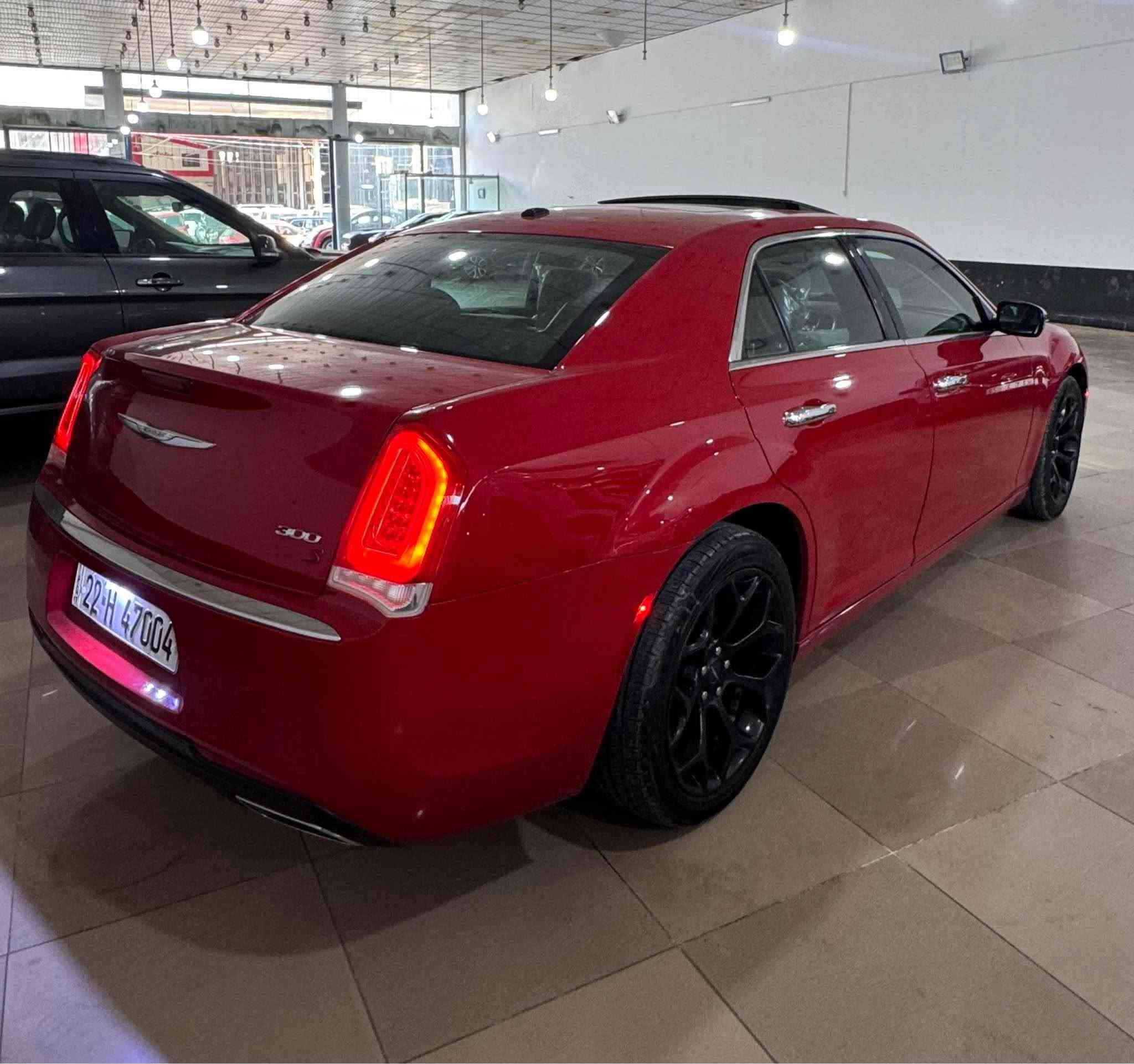 Chrysler obama 300c 📦🇺🇸
سيارة موديل ٢٠١٧ كلين تايتل فقط مكانين تعديل 
بي سيارة فول فول مواصفات ماشي ١٠٥ كير محرك اكسل حجر حدادية كلى بشرط مكان سيارة اربيل *********** واتساب شراي خابر تدلل… أربيل, العراق
