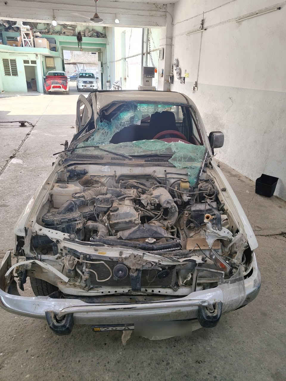 سلام عليكم بيكم موديل 2003 للبيع هذي صور الحادث بچم وصفحة للاستفسار الاتصال على الرقم ***********
