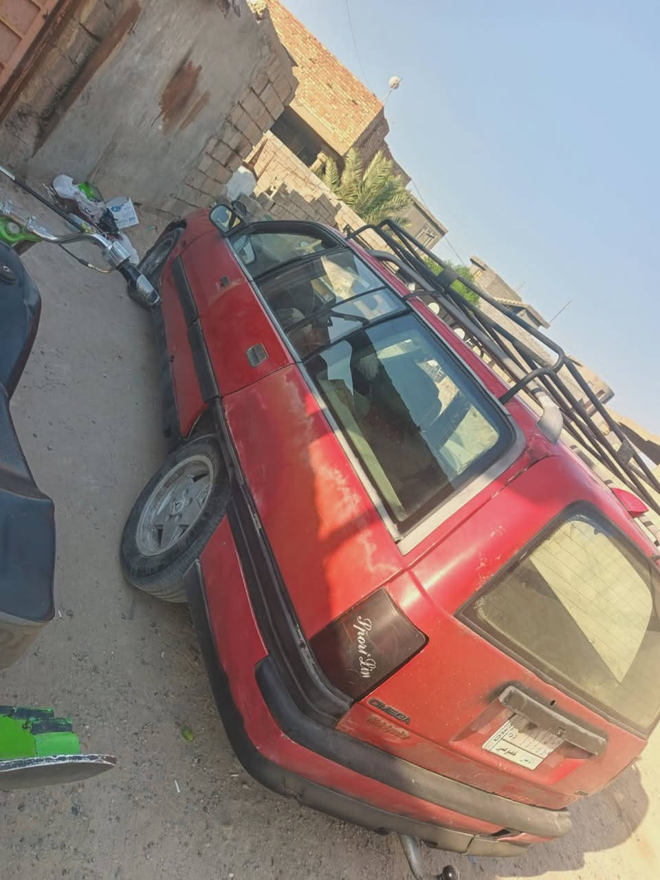 السلام عليكم شبابنه الطيبه سياره اوبل ستيشن موديل 1992 سياره خير من الله تايرات جدد صدر جديد كير مكينه حاويه بجيس كير اوتو مو عادي مدوشمه كامل شاشه اندرويد سماعات كامله كهربائيات كامله كيجات كامله سياره خير من الله وتحويل مباشر شوكت متريد للبيع السعر او مراوس 28 وبيها مجال حك جيتك السياره لا طاكه من وره ولاشي سياره تعبان بيها الله شاهد متذب عليها الف كبل للشارع المكان فلوجه جولان للاستفسار خاص او اتصل او واتساب ***********
