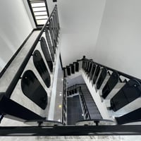 مشتمل حديث • ٩٢م • مدخلين