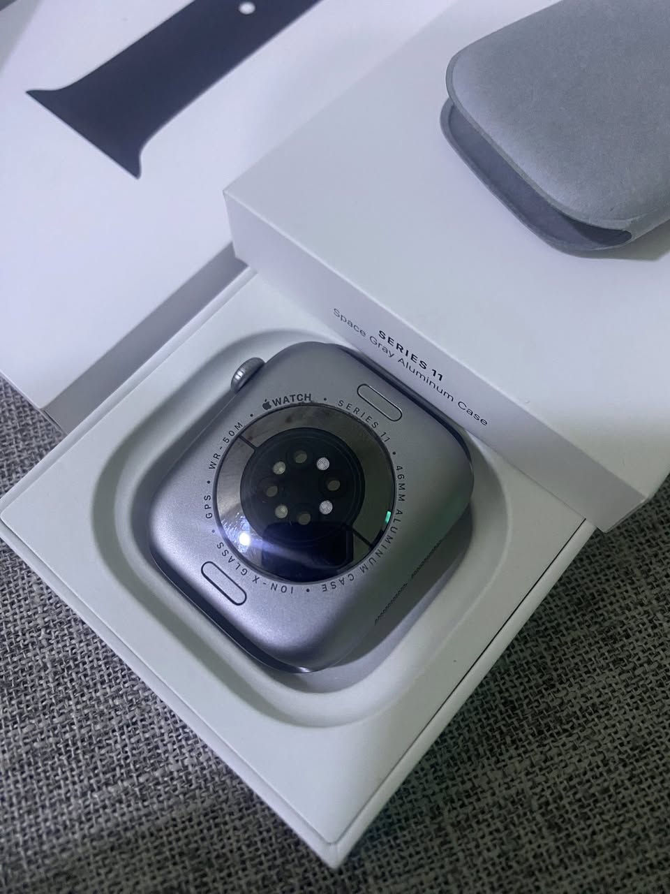 ساعه أبل ⌚️اللون الجديد سبيس گري
جيل  11🔥🔥
حجم 4️⃣6️⃣👉👉👉👉
               بطاريه  1️⃣0️⃣0️⃣🔋
نظافه  1️⃣0️⃣0️⃣💯💯
                 ذاكرة  6️⃣4️⃣  💾
مستخدم اسبوع👍👍👍
 مركز سيمو المايسترو دوره شارع الصحه
***********
اتصال/ واتس اب للحجز
توصيل لكافه محافظات العراق
تابعني حسابي القديم طار
