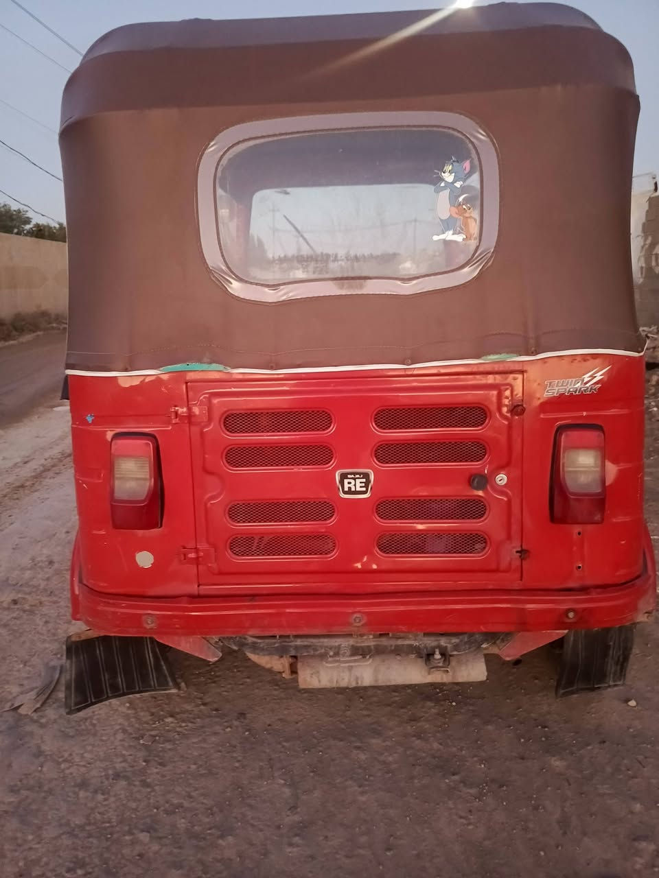 السلام عليكم 
تكتك موديل 19شهر 3
كفاله عامه 
رقم وسنويه 
العنوان حي البتول 
رقم الهاتف ***********
