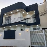 عمل كافة الديكورات الداخلية والخارجية بكافة انواعها متوفر كادر اختصاص ...