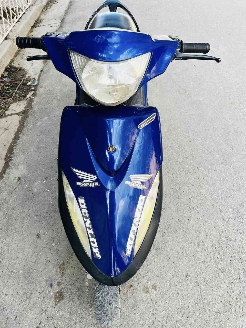 عندي ماكس عدله نضيفه كامله كله شغال مكينه ناعمه سلف وهندر شلعه ومعدل صالنصه بلادي اوراق كامله المكان الغزاليه السعر 400 الشراي يخابر وهذه رقمي ***********
