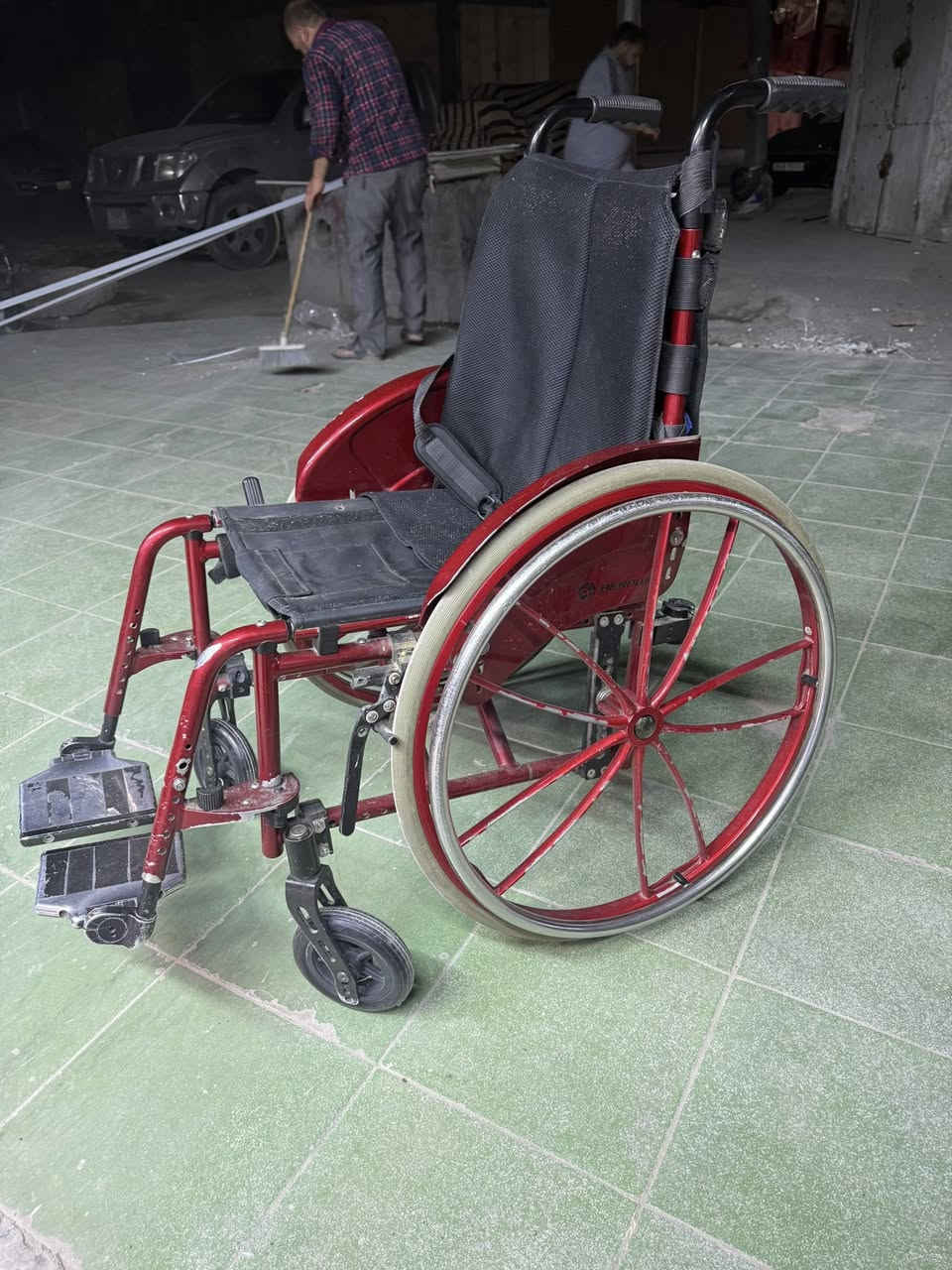 عربه باله رياضي صناعه امريكي السعر ٢٢٥ الف 
***********
