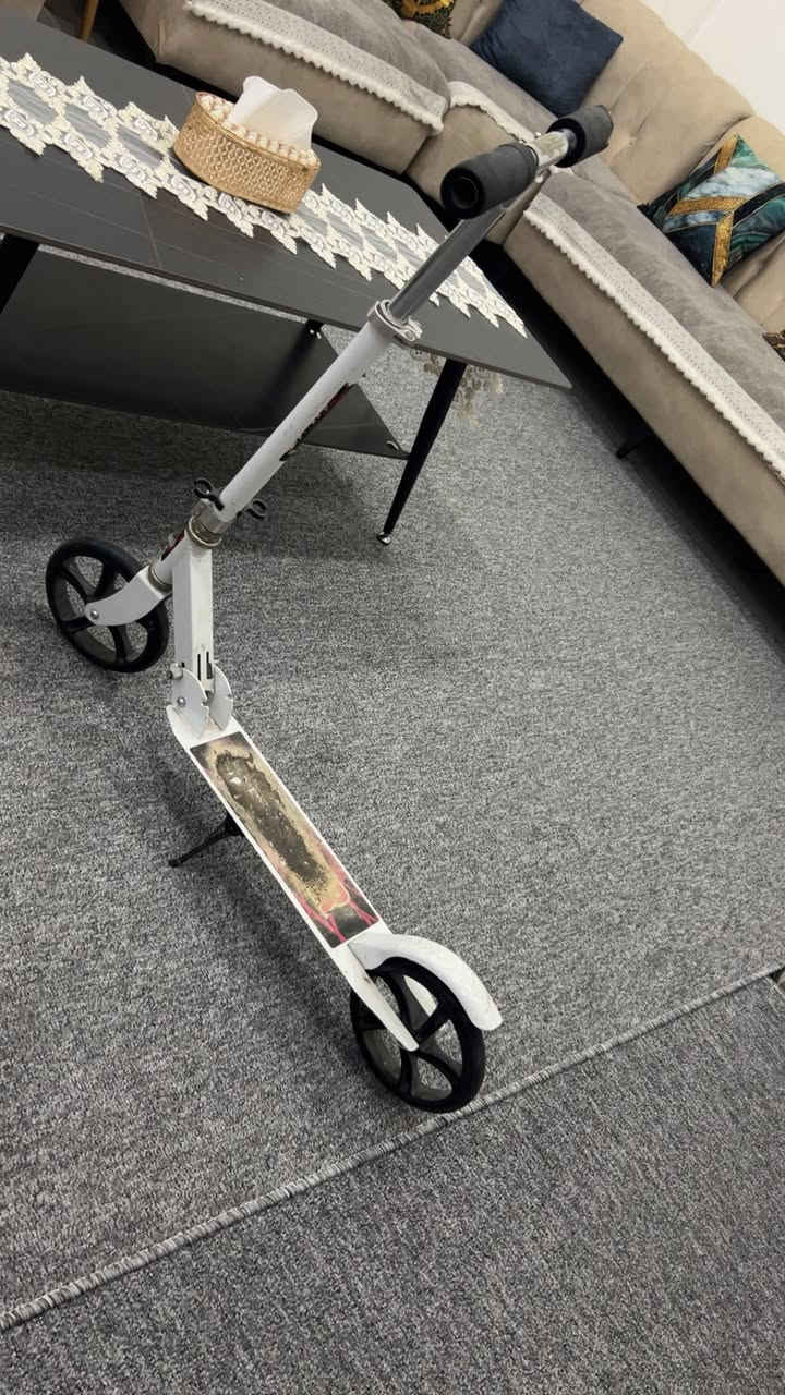 سكوترات للبيع واحد شحن واحد عادي


**إذا كنت صاحب هذا الإعلان وتريد حذفه لأي سبب، رجاءا أرسل رسالة إلى الدعم الفني**