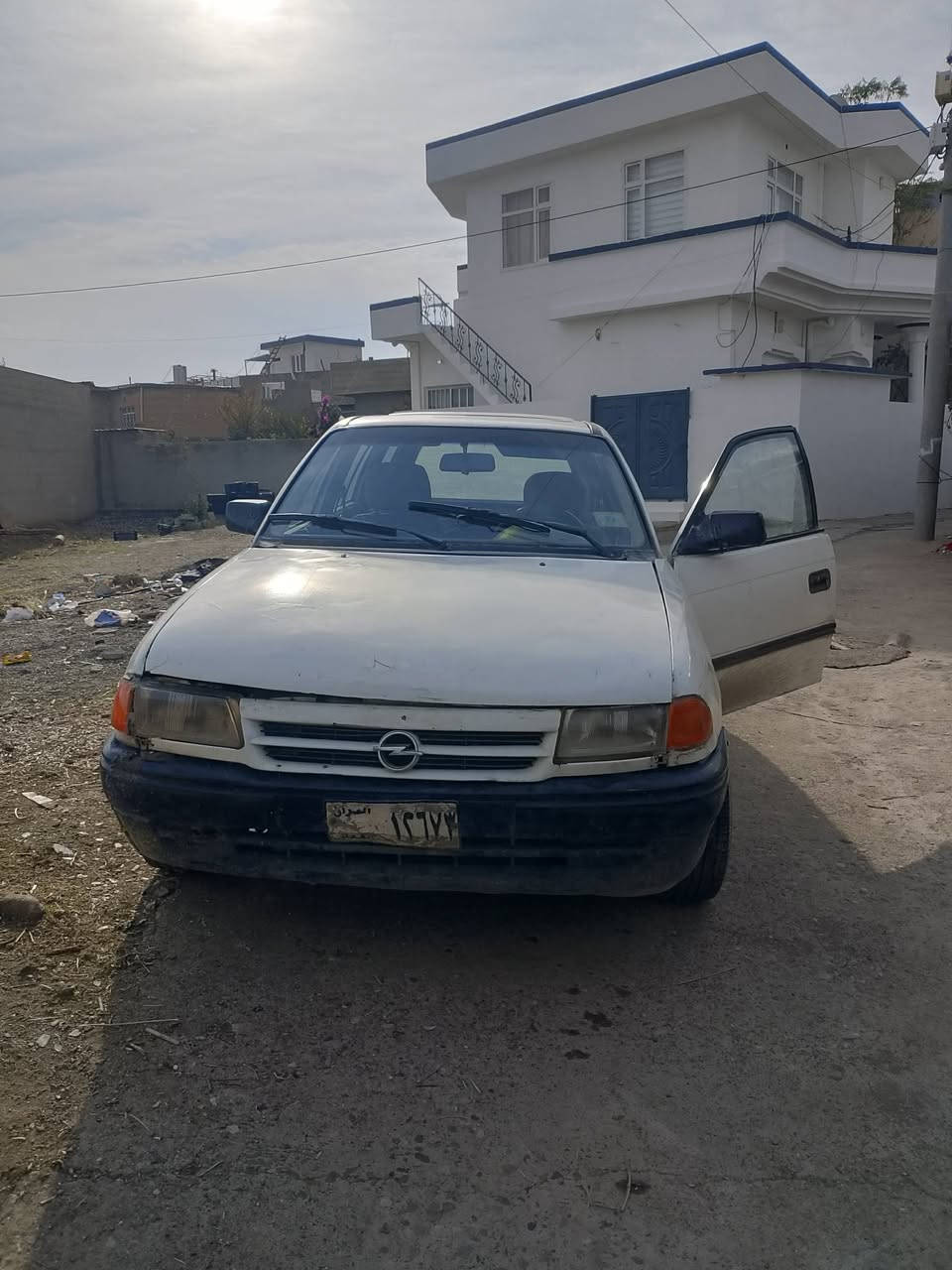 ‏Opel Astra
ئۆپڵ ئەسترا / ئیستەیشن ‏مۆدێل ١٩٩٢، مەکینە ١٨ ـی مەڕغوب ، ئاڕم پلاستیکی ئەصلی سلێمانی، گێڕ و مەکینە بەشەرت، کارەباییات مەزبوت، بەنزین کەمدەخوات، سەقف سڵاید.
‏نرخ: ١٦ گەڵا.
‏شوێن: قەڵادزێ
***********
‏
