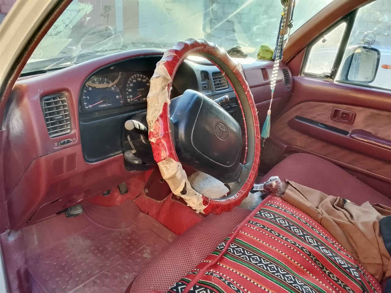 تيوته موديل 98فول محسن سيارة جاهزه السعر 92وبيه مجال ***********مراوس نيسان
