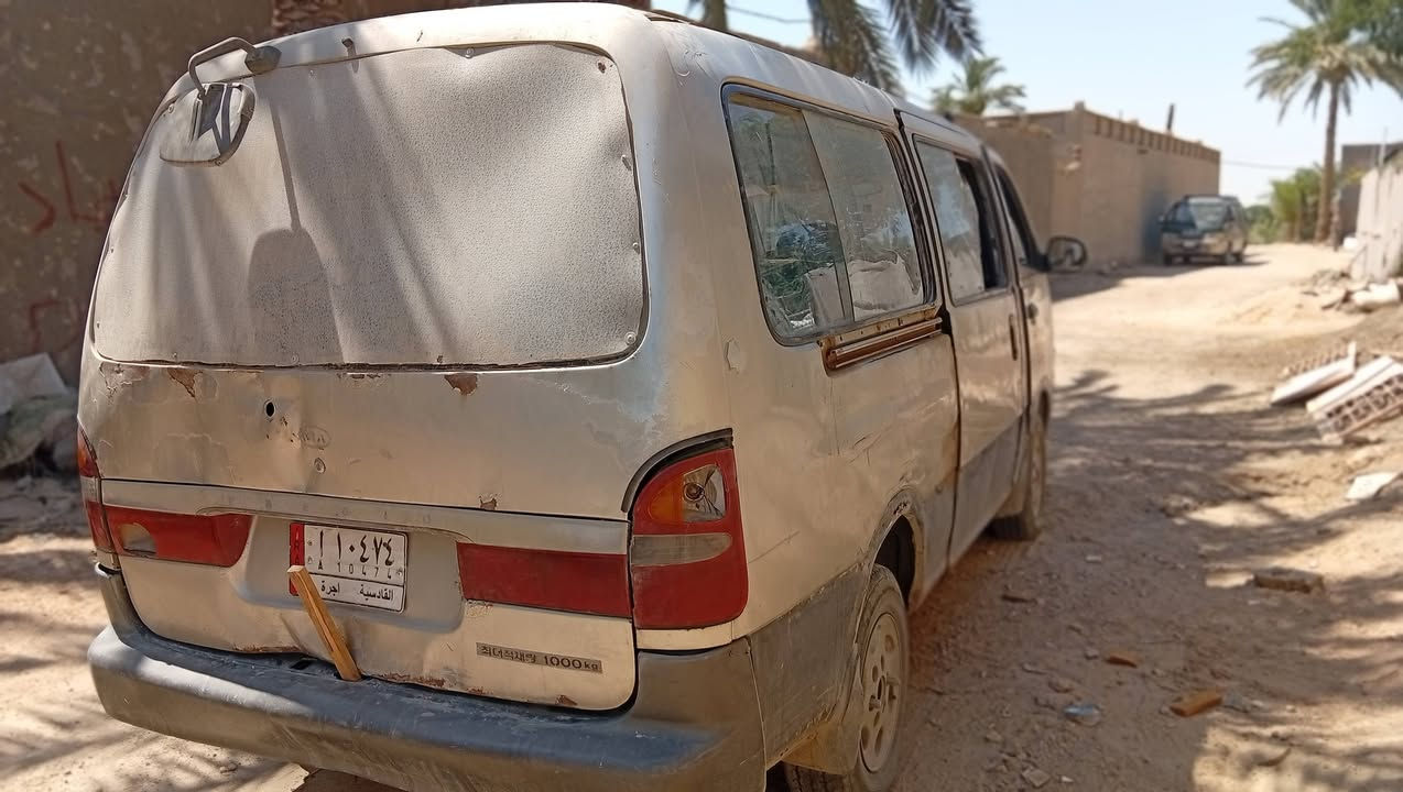 السلام عليكم كيه بريجو للبيع موديل 1996 شواصي جديده كير اكسن حداديه  المكان النجف الاشرف عباسيه للتواصل مع الراعي السياره ***********
