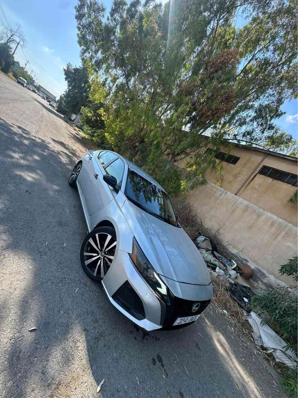 نيسان التيما مؤديل ٢٠٢٢ مواسةفات sr فولي بي سلايت سيارةكة يةك دةستة كامل سيرفز كراية هةموو شتي بةشةرتة بؤنيت چاملغي سبوغة جةمپةكي پيشي هةية ئيرباگ سوكان سيستةم كرايتةوة رةقةم شانسيم داناية معلومات نوسراية مشتةري تةلةفؤن كة سعري ١٣٨ وةرةقة و كةمةك مةجال ناونيشان هةولير *********** أربيل, العراق
