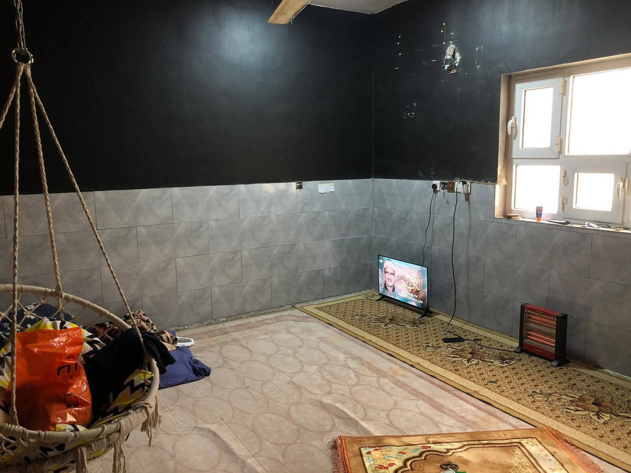 السلام عليكم
بيت للبيع
المساحة الواجهة ٢٣×النزال ١٧ متر
غرف نوم عدد٣ + استقبال + صالة + مطبخ +خدمات+رفت جاهز للبناء 
العنوان الاصلاح قرب مولدة نوري
للاستفسار الاتصال *********** واتساب
اومراسلة الصفحة على الخاص
