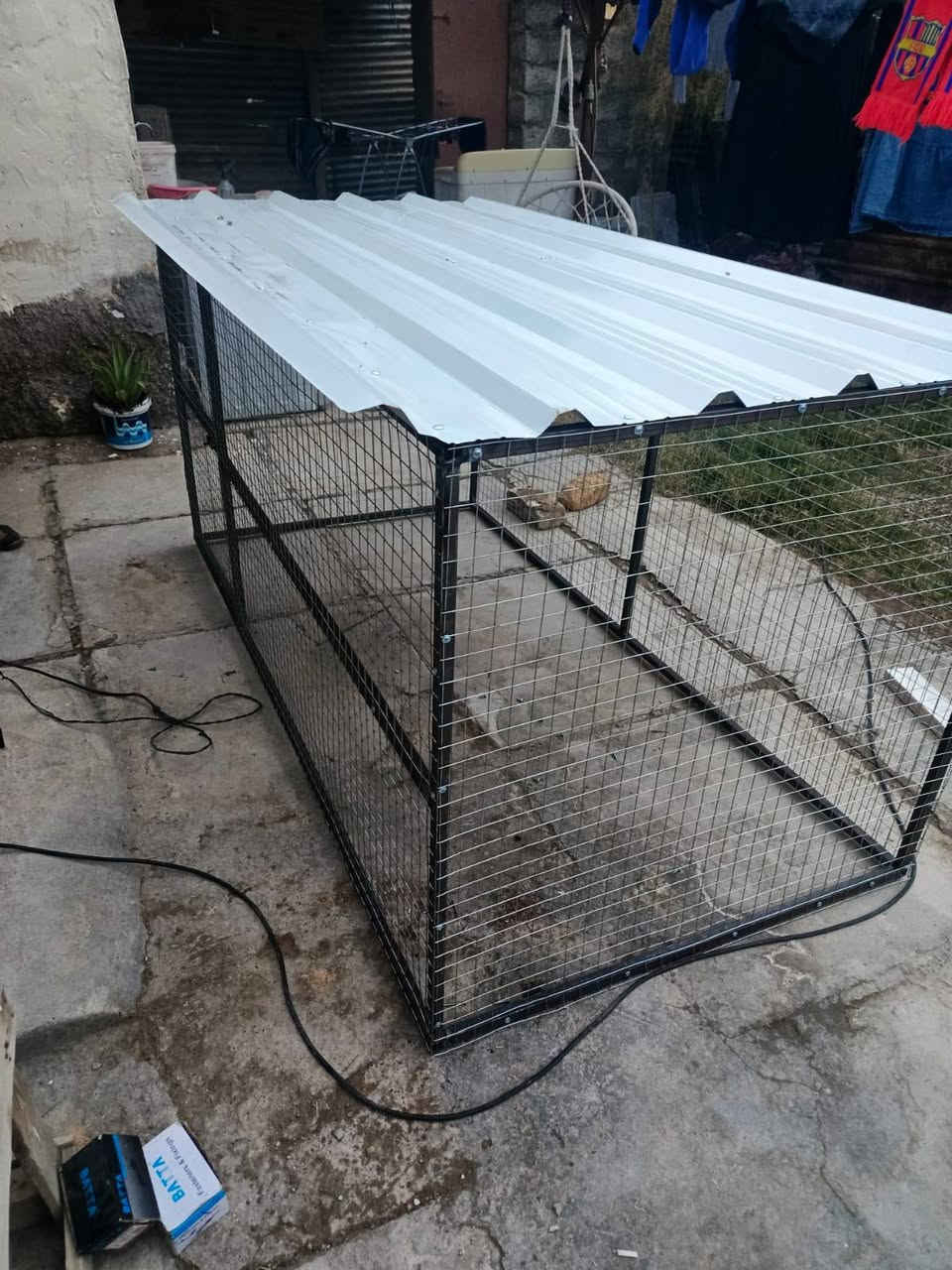 السلام عليكم متوفر حداد متنقل اجيك الباب بيتك سقايف سياجات تصليح نرمايد بوب عمل اقفاص درجه اولى وبأسعار مناسبه اتصل او تدلل هذه رقمي ***********الخاص مفتوح
