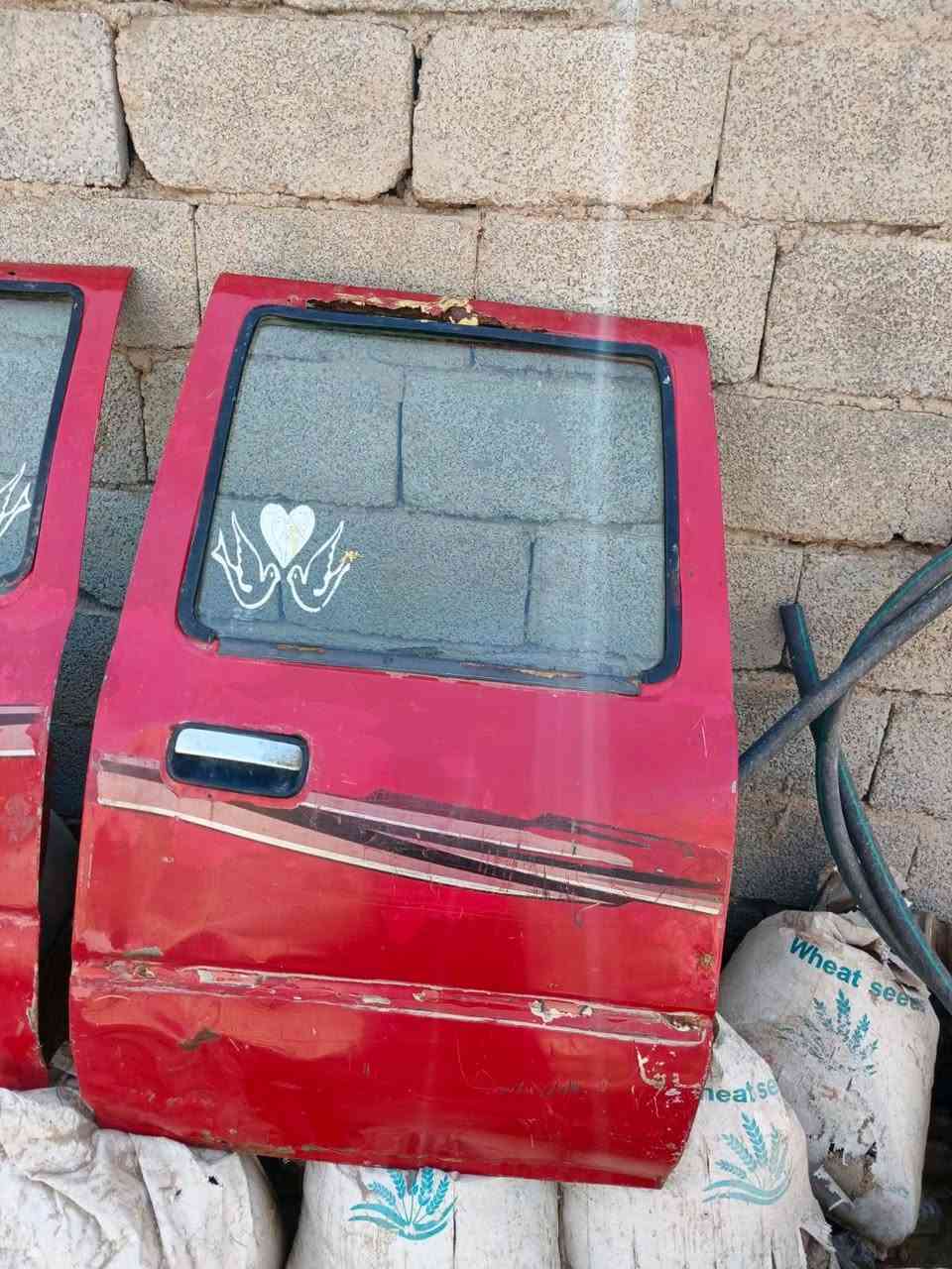 السلام عليكم
اربع بيبان بيكم دير لون احمر موديل 2009السعر150الف 
اربع بيبان بيكم دير لون ابيض موديل 2007السعر 100الف
دعاميه بيكم فلاونزه السعر 50الف 
مكاني واسط قضاء الحي 
***********
