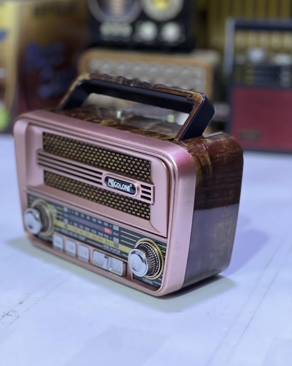 بمزيج بين ماضينا الجميل وحاضرنا الانيق 🌹
توفر اشكال متعدده من الراديو بثلاث موجات 
بطراز حديث وانيق مزود بفلاش ورام وبلوتوث 
يشتغل شحن وكهرباء 
متوفر توصيل لجيمع انحاء العراق الحبيب #الجميع


**إذا كنت صاحب هذا الإعلان وتريد حذفه لأي سبب، رجاءا أرسل رسالة إلى الدعم الفني**