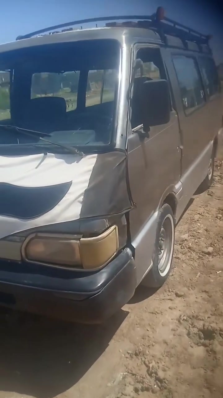 السلام عليكم اخوان سياره للبيع كيا ماكينه جديده صبغ ما بيها السياره سعر 22 وبيها مجال وهذا مكان بابل القاسم ***********
