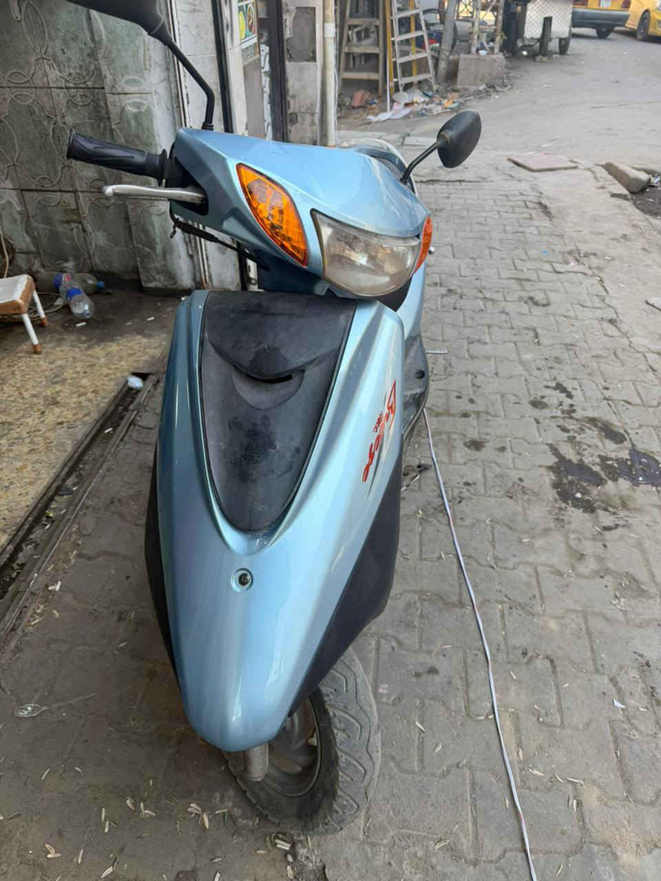 السلام عليكم بريز حلوة وجديدة بس الكفر دايون الدراجة خير من الله السعر ٥٠٠ مكاني  كريعات رقمي ***********
