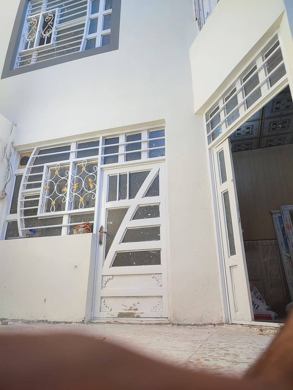 سلام عليكم بيت البيع بحي وفاء مساحه ١٢٠ مقبيله ساحه بيت يحتوي عل ٥ غرف نوم وصاله ٢ مطبخ ستقبال  حمامات ٣ الاستفسار  مكتب بركات ام بنين *********** سعر. 145
