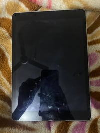 ايباد ٩ • ٦٤ • المحمودية