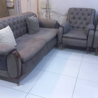 ١٠ تخم • للبيع • سعر مناسب