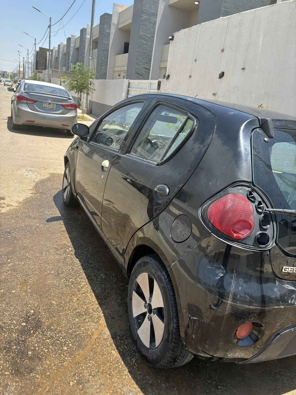 بانده موديل ١٣
بيها جاملغ وبنيد مبدلت ومصبوغات

تبريد شغال 

كير ومكينه خير من الله
سعرها ٤٣ ورقه

مكانها نجف 

***********

