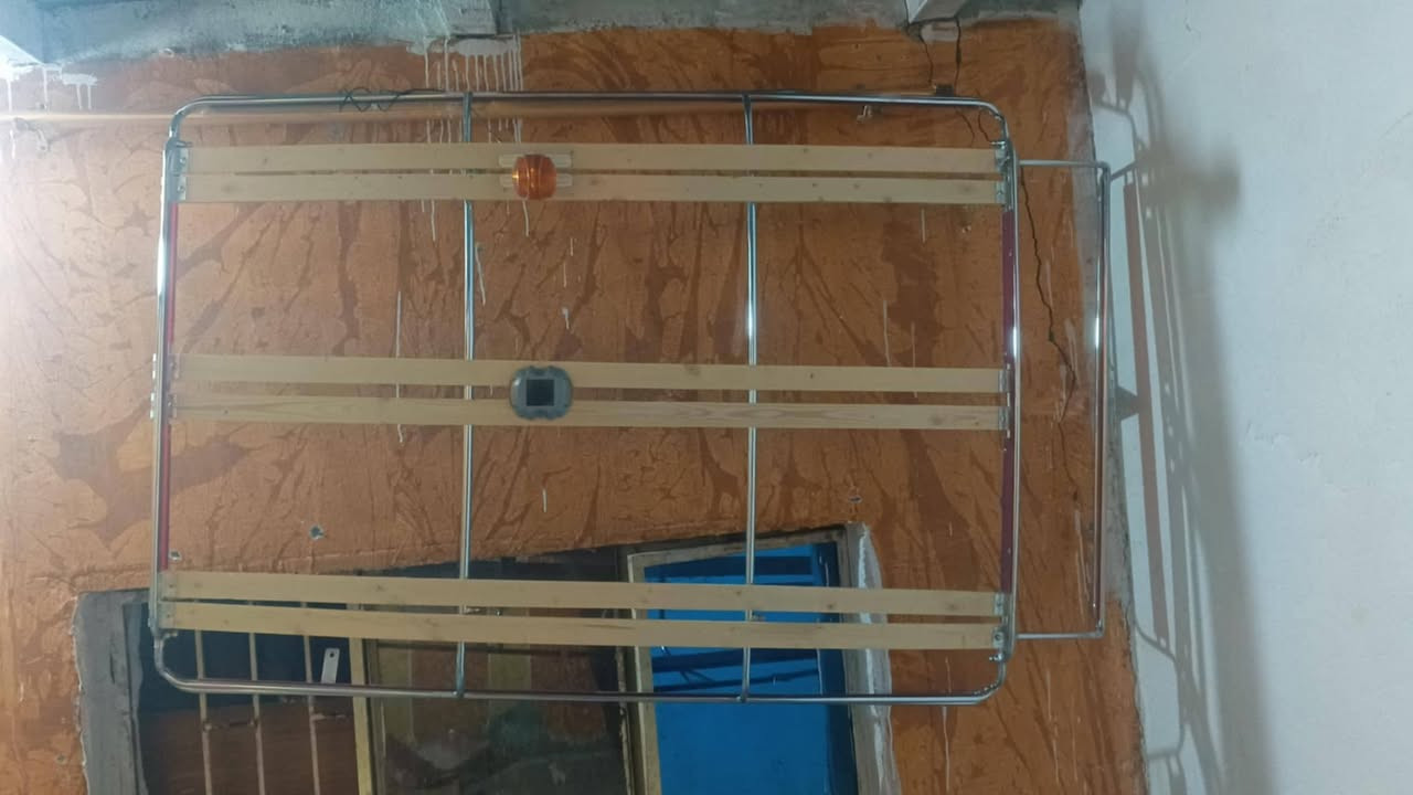 سلام عليكم سله علي الحداد نضيفه بعدهي بلايلون هيه ونزالها سعر 150 مكان بصره الاصمعي  جديد قرب جامع سهلاني ***********
