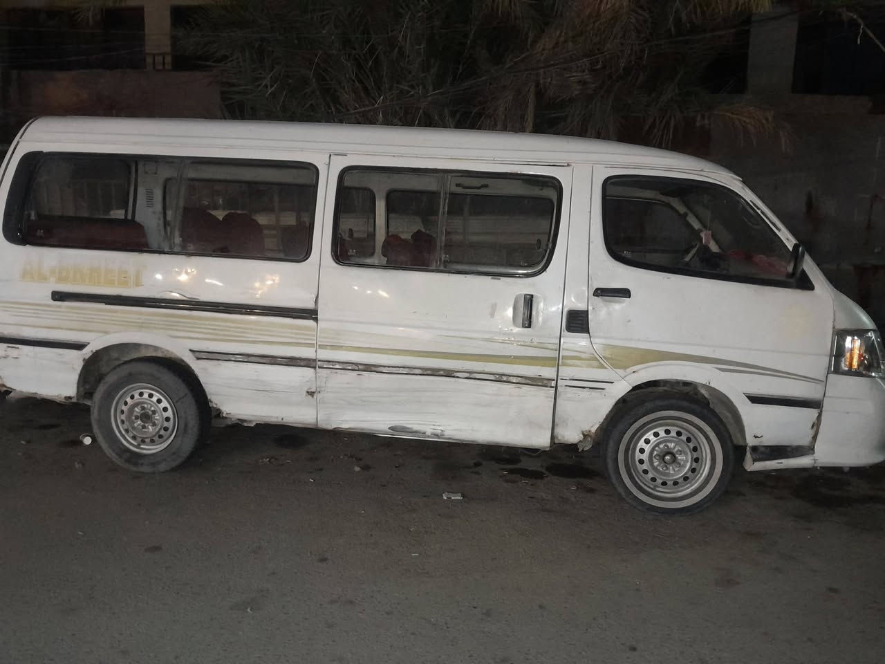 سلام عليكم  كيا فتون موديل ٢٠٠٨ كير ومحرك بطه ابيع كوم حديد مكفل اني تحويل السعر ٣٥ وبيها مجال رقم الهاتف ***********
