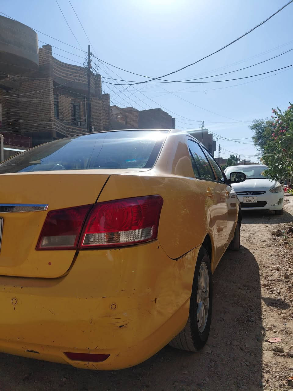 سلام عليكم 
مكلف بالنشر... 
BYD G3  2013 
صدر جديد حداديه تخم تاير كله جديد السياره حلوه ونظيفه ماعليها الف دينار 
استفسار : *********** رقم صاحب السياره
