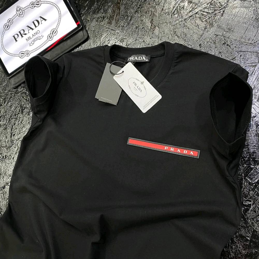 متوفر تيشيرت شبابي تركي قطني حلقة خامة ممتازة متوفر قياس S/M/L/XL/XXL سعر القطعة 15 الف متوفر توصيل لكل العراق ب 5 الف للتواصل ***********