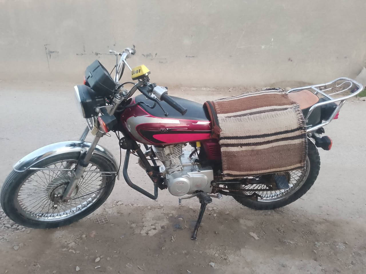 السلام عليكم دراجه للبيع كهربائيات شغاله ما بيها نقص موديل 21 الشرايبي خير يتدلل ما متواجد على الفيس هذا رقمي اللي بخير يتصل ويتدلل ***********
