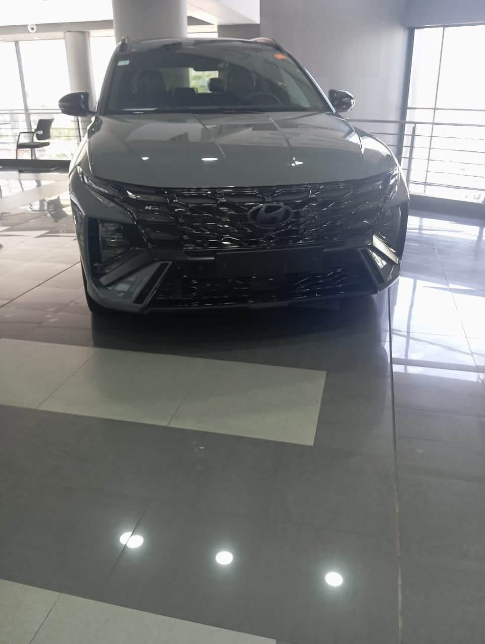 ‏للبيع سيارة Hyundai توسان موديل 2026  Red Line N bakزيرو رخصة ثلاث سنوات عداد فقط 200 كيلومعمول لها ارضيه جلد فرش قنطره المالك ٠١٠٩٩٥١٥٧١٣‼️


**إذا كنت صاحب هذا الإعلان وتريد حذفه لأي سبب، رجاءا أرسل رسالة إلى الدعم الفني**