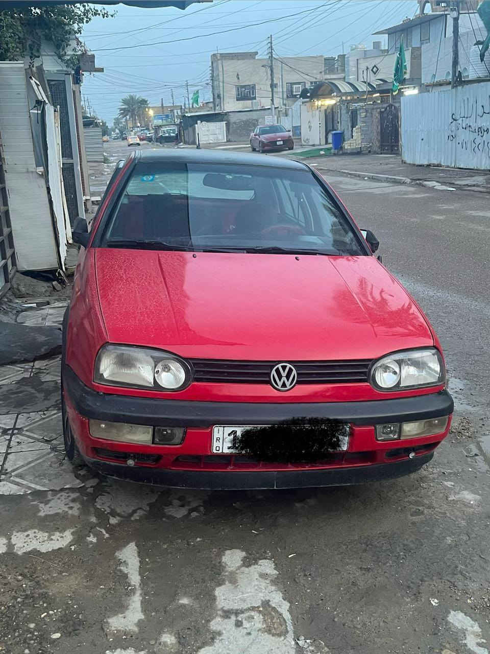 كولف موديل ٩٢ بسمي اوتو محرك ٢٠٠٠ تبريد ثلج هزه جديده سنتر لوك رقم بغداد مابيها نقص العنوان بغداد الشرطه الخامسه السعر ٥٣ للاتصال عل الرقم ***********
