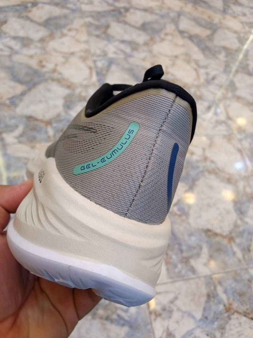 اسكس( بيرو جل )
اصدار حديث
42
26.5سم
قطعه صنع اندونسيا نظافة فوووول وزن ريشه للتمرين والوقوف الطوبل


**إذا كنت صاحب هذا الإعلان وتريد حذفه لأي سبب، رجاءا أرسل رسالة إلى الدعم الفني**