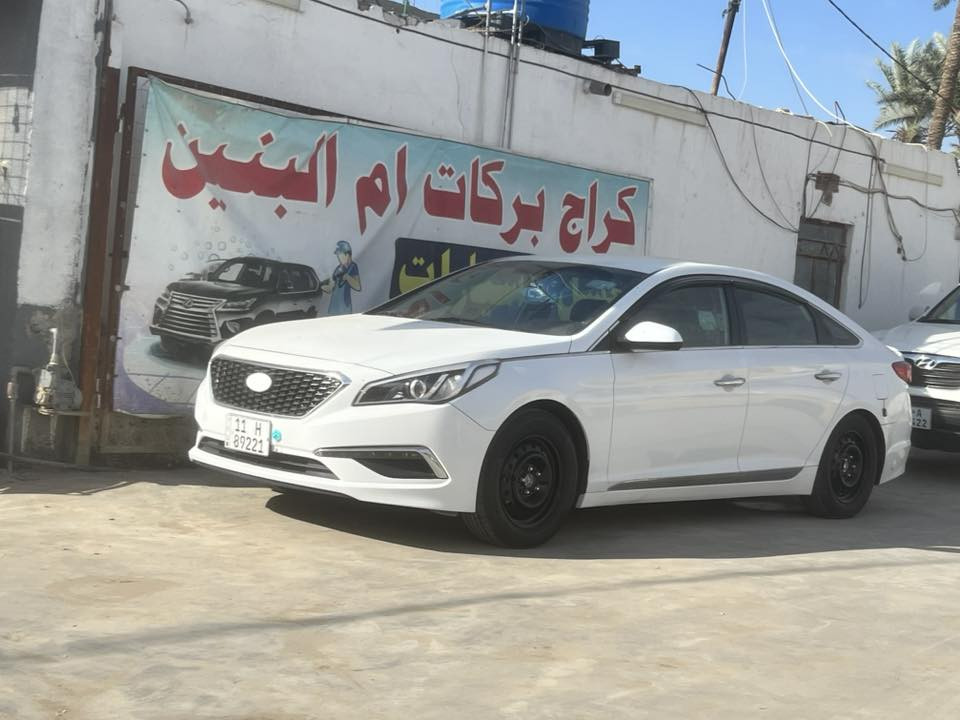 مساء الخير سوناتا 2017وارد امريكي (بدون ضربه)لون صدفي باسمي ورقم الانكليزي الجديد بيه مكانين تكشير وثلاث مكانات شخوط  مصلحات ع اخر حبايه سونار تاخذ صدك 1.منضومه كامله زنون ورقتين ونص 2.ومنضومه كامله مال غاز ٣اوراق تريد تعبيه تريد تخليه
3.ويل لجماليه ب ورقه ونص ويل كب موجود وياهه سياره مال جناي 3-كير مكينه حداديه كامله مكينه 4.معليه كازكت ع مود الدونز فقط ماكلك تراي تاخذ ضمان للملاحضه (بياع شراي لطبلي)
وتشوف السياره احلئ من صور ونصبه تخبل وداخل بجيس واني مو بياع شراي اريد اخذ عالي فقط رقمي(***********) كلب وشوف وبيك خير وتدلل و(سعر 138) بيه مجال ملش قليل
