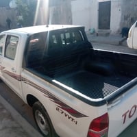 ورحمة الله وبركاتة بيكم موديل 2012رقم واسط سياره حلوه خير من الله نضاف...