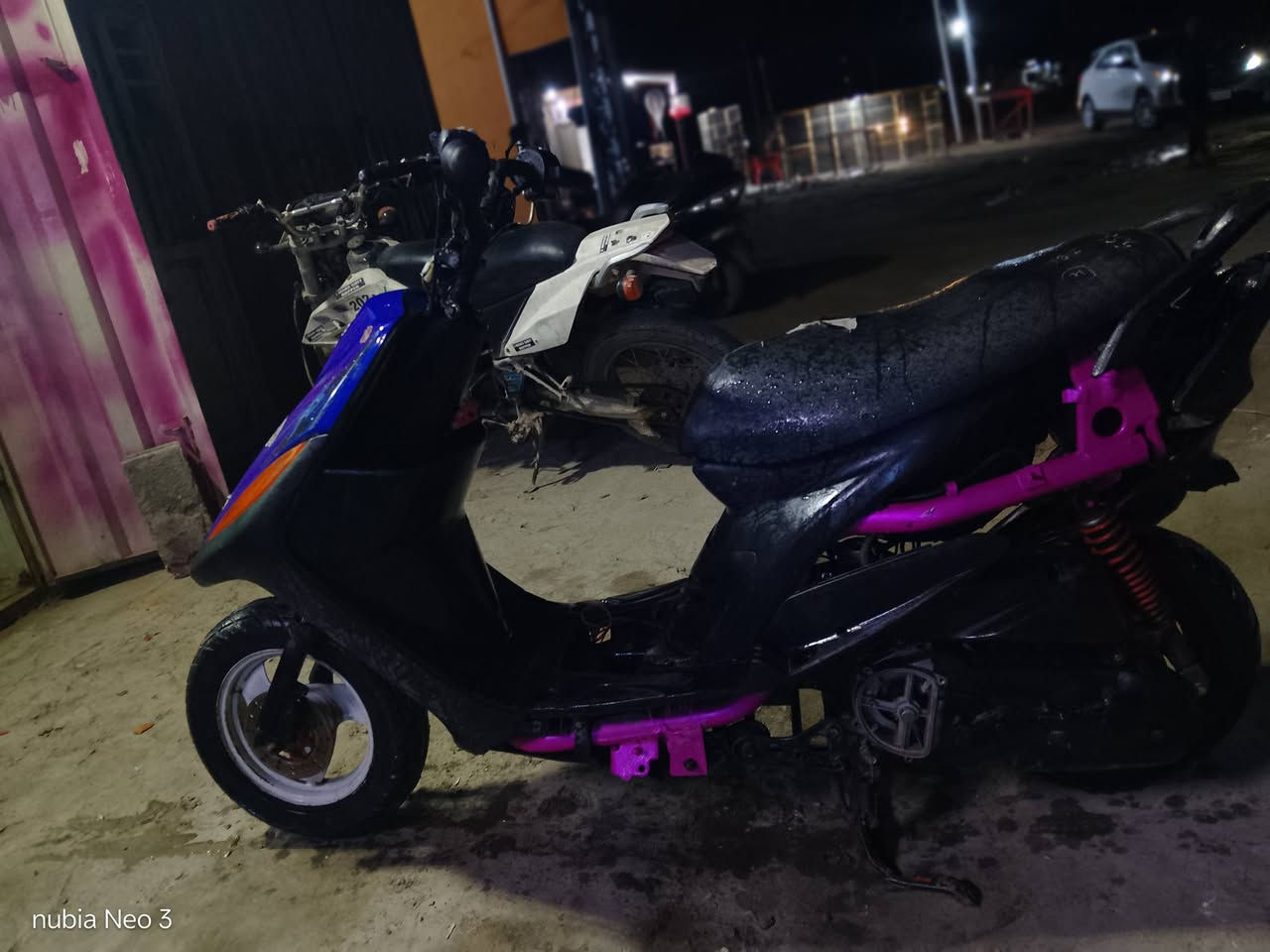 سلام عليكم
ماكس عدله للبيع كامله مكمله نكره سلف وهندر بوشه 55 بلادي شوفت عينكم دراجه مال لعب 
مكاني كربلاء حي الامامين 
سعر 475 وبيه مجال دراجه ما نقصه اي شيء تجي وتفحص 
 رقمي ***********
