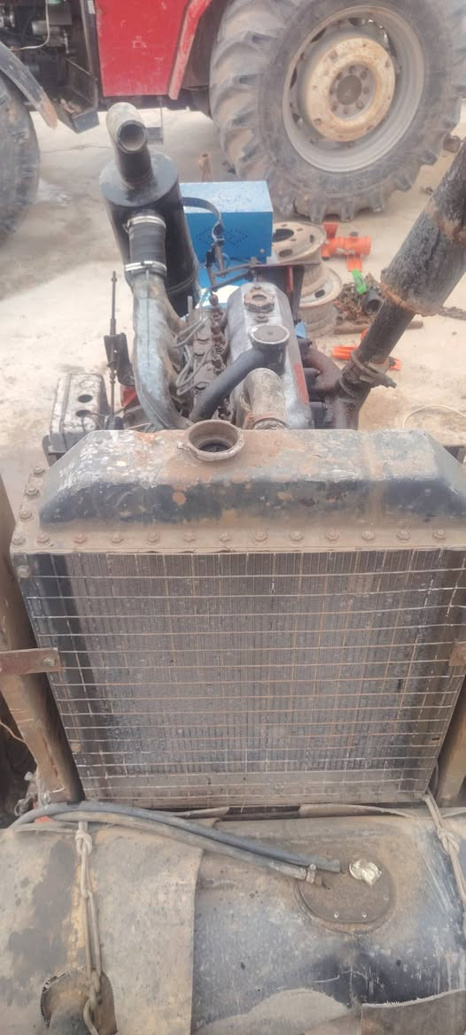 السلام عليكم. 
يوجد محرك للبيع نوع المحرك افيكو راس توليد 50/kv 
للاستفيار  اتصل ع هاذه الرقم ***********
