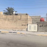 هاذه البيت بناء قديم عكادة  ركن المنطقة الخامسة  بحي اليرموك قريب على ...