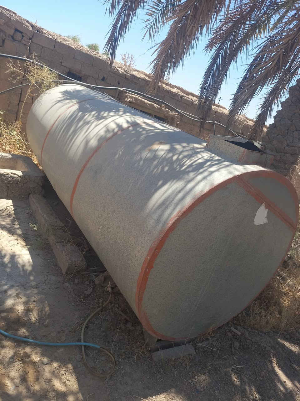 للبيع مقطورة السعة 9000التر ترهم كاز ماء حسب الحاجة بليت ثكين كلش للإستفسار الاتصال ***********
