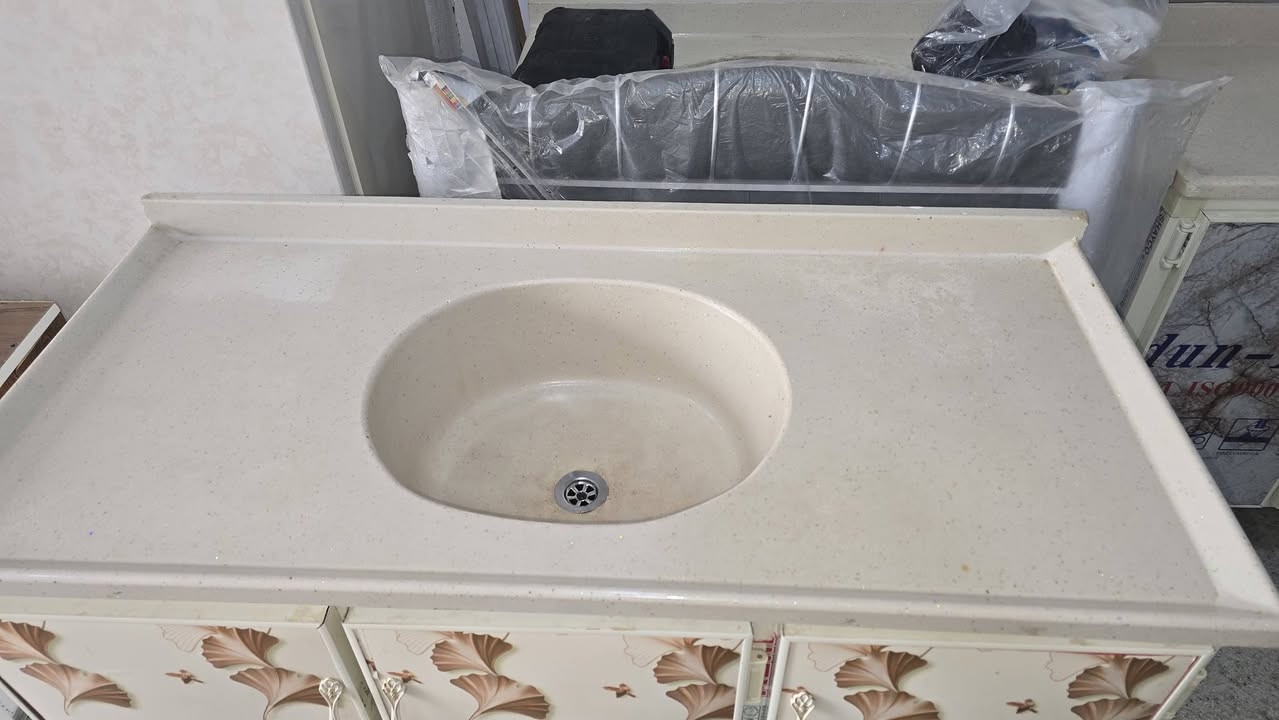 كاونتر المنيوم مستعمل قياس مترين وسنك متر وعشرين (يرهم  مراوس ))
🌷🌷🌷🌷🌷🌷
اشتري غراض بيت مستعمل تخم ديوان كاونتر ميز طعام غرفه نوم ثلاجه مجمده غساله راسلونه خاص صوره 
🌷🌷🌷🌷🌷🌷
خانقين/ شارع مستودع خلف مركز شرطه ازادي [مزاد المندلاوي]
***********☎️
***********☎️
