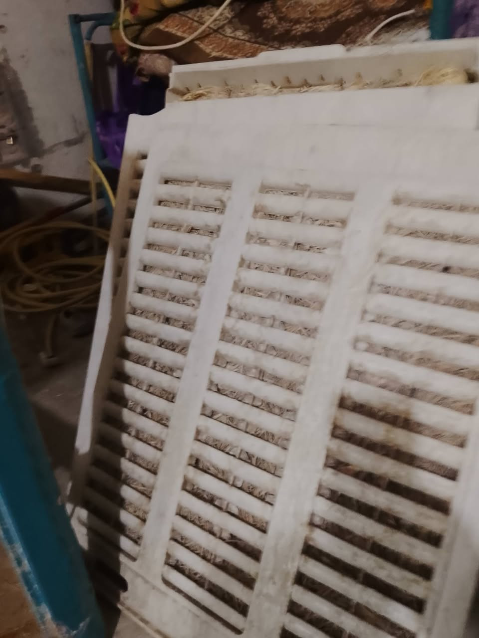 مبرده للبيع عندي ابو ثنين ونص وأبو واحد ونص مكاني حبانيه ليحب يتصل على هذه رقم وبي واتساب ***********
