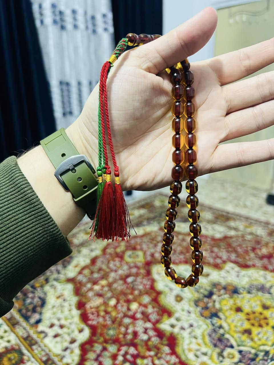 سندلوس زيوت المانيه قلم الماني 35 حبه مابيهه فواصل سبحه كفيه كلش حلوه خلي سعرگ وبلعافيه عليك مكاني حي اور صباح الخياط


**إذا كنت صاحب هذا الإعلان وتريد حذفه لأي سبب، رجاءا أرسل رسالة إلى الدعم الفني**