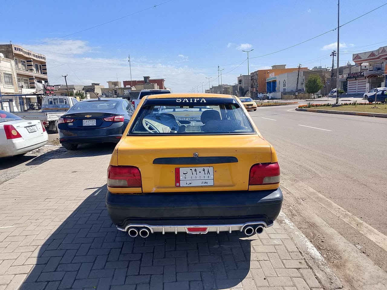 السلام عليكم سايبا 2012 سياره حلوه كير مكينه تايرات شاصي واحد معمر تبريد تدفئه شغلات 
السعر 30 عليه غرامات اربع ورقات ينكطع من سعرها المكان بغداد الحريه للاستسفار ***********
