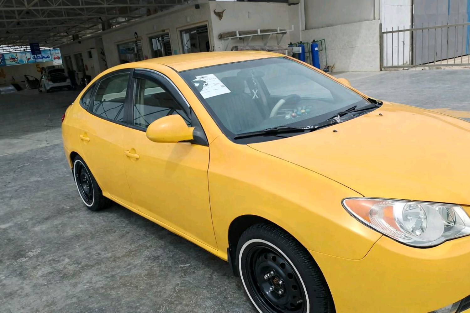 السلام عليكم النترا صابونه 2007 خليجي بيه بس جاملغ الامامي اليمين والباقي كفاله السياره تخم تاير كشره نضيف ب85 وبيه مجال 