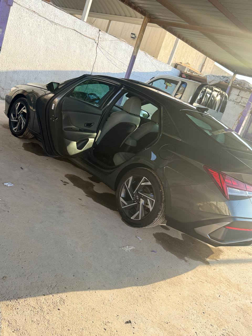 النترا موديل 2024
هايبرد محرك 1.6
و بقيه المواصفات معروفه (غنيه عن التعريف)
الضرر فقط جاملغ صبغ 
السياره مكفوله كفاله عامه 
شرط فحص سونار 
للاستفسار ***********
