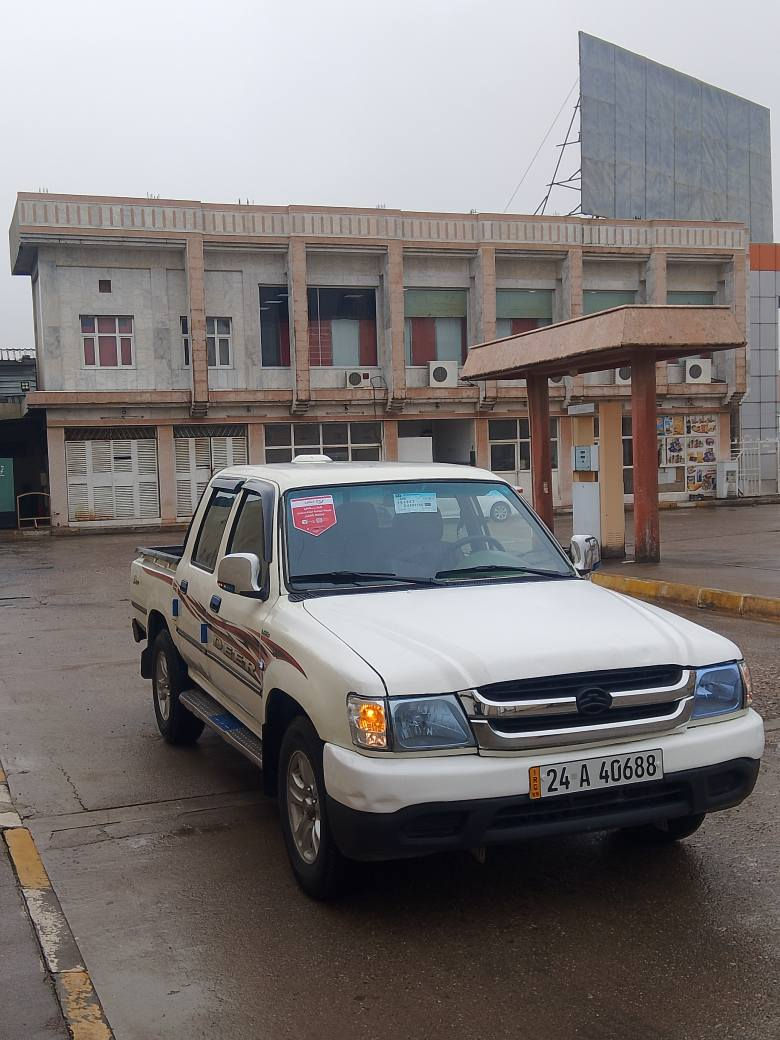 بيكم دير موديل 2011 رقم وسنوي جديد 
كير ومحرك وكهرباءيا كلها جديد 
بي سبخ جملخ الساءق  وجملخ الخلفي 
بدون داخلي سعر 68$ ومجال 
رقم واتساب *********** الرطبة, الأنبار
