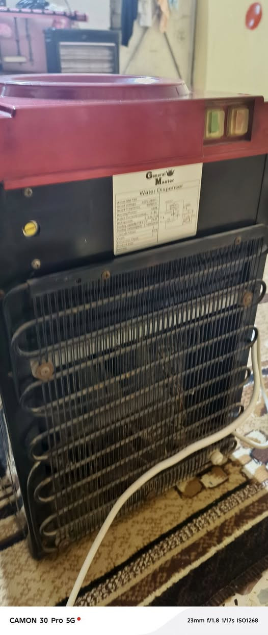 السلام عليكم 

براد ماء

٧٠ وبي مجال 

***********
