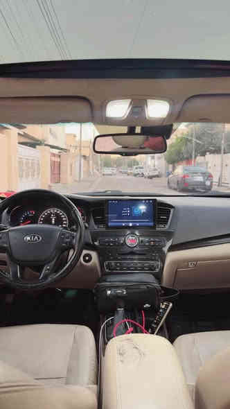 السلام عليكم
للبيع...
 كيا كادينزا خليجي  
الموديل: 2014 رقم اربيل بأسمي
وارد خليجي
السيارة فول ١/١ 
المواصفات✅
-بانوراما 
-تشغيل بصمة مع بصمة الابواب الامامية
-نظام ترحيب
-انارة بالمرايات والابواب الامامية
-كاميرا وحساسات خلفية
-حساس ماسحات
-بردة خلفية متحركة
-كشنات كهربائية جلد تدفئة وتبريد   
-لوحة تحكم بالكشن الخلفي + تدفئة كشنات
-لد امامي وخلفي
-منضومة زنون اصلية 200$ لايت نهار 
-تحكم كامل بالستيرن
-شفتات ستيرن رياضي بلادي
-نظام ترحيب 
شاشة كبيرة تدعم صوت الانفنتي 
-نظام صوتي infinty
-مري شفط مع الاشاير
-ويل حجم ١٩. 
-مرايات قلاب ويه R
وباقي مواصفات الكادينزا معروفه 
السيارة بيها بنيد صبغ و4 اصابع جاملغ يمين فقط بدون دواخل  بدون ايرباك سيارة جديدة وماناقصها شي السعر154  وبيها مجال بسيط 
مكان بغداد السيديه 
*********** بغداد
