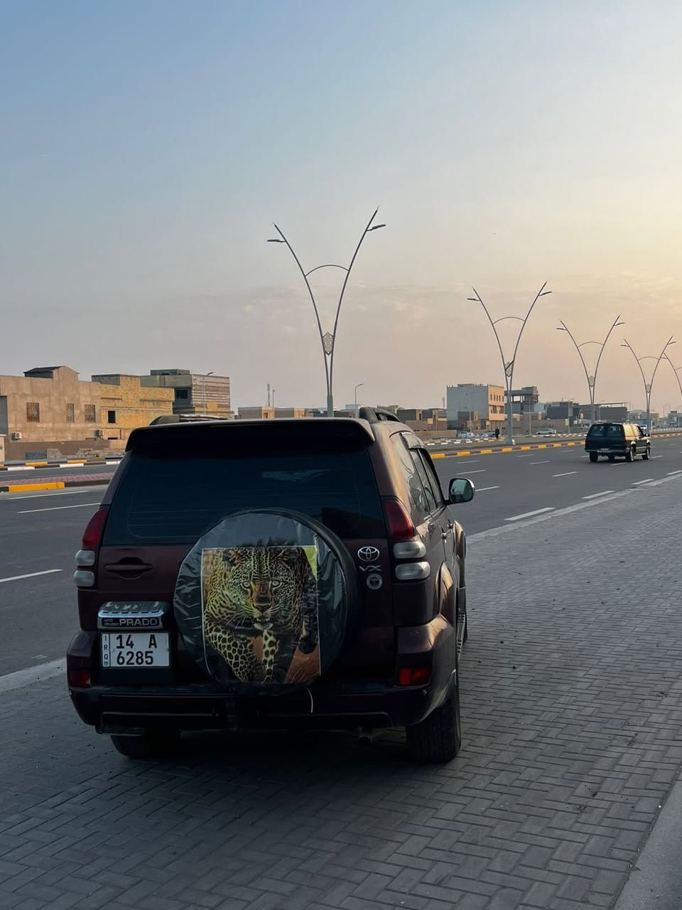 سلام عليكم برادو2007خليجي بيها ملاحضلات قليله كير محرك مكفول تبريد خير من الله جاهزه تخم تاير جديد مكان بصره ابو الخصيب سعر155مجاله قليل ***********
